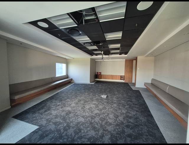 802M² OFFICE TO LET IN SANDTON CENTRAL